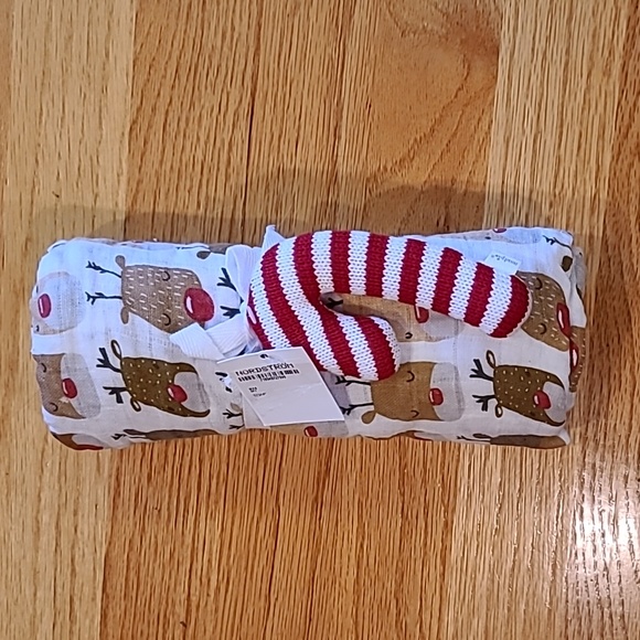 Mud Pie Reindeer Swaddle Blanket & Candy Cane Rattle Set - Picture 2 of 4